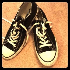 Black converse